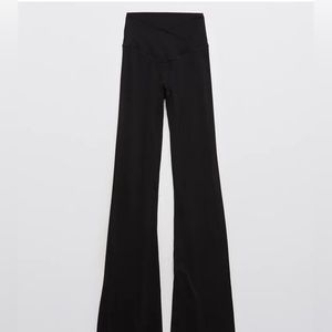 Black aerie leggings crossover